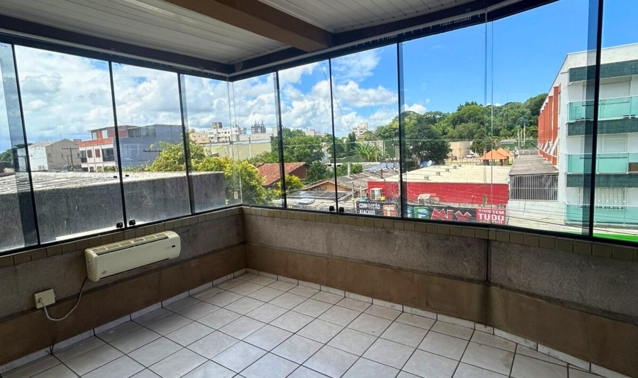 APARTAMENTO PARA LOCAÇÃO LOCALIZADO NO CENTRO DE GUAIBA