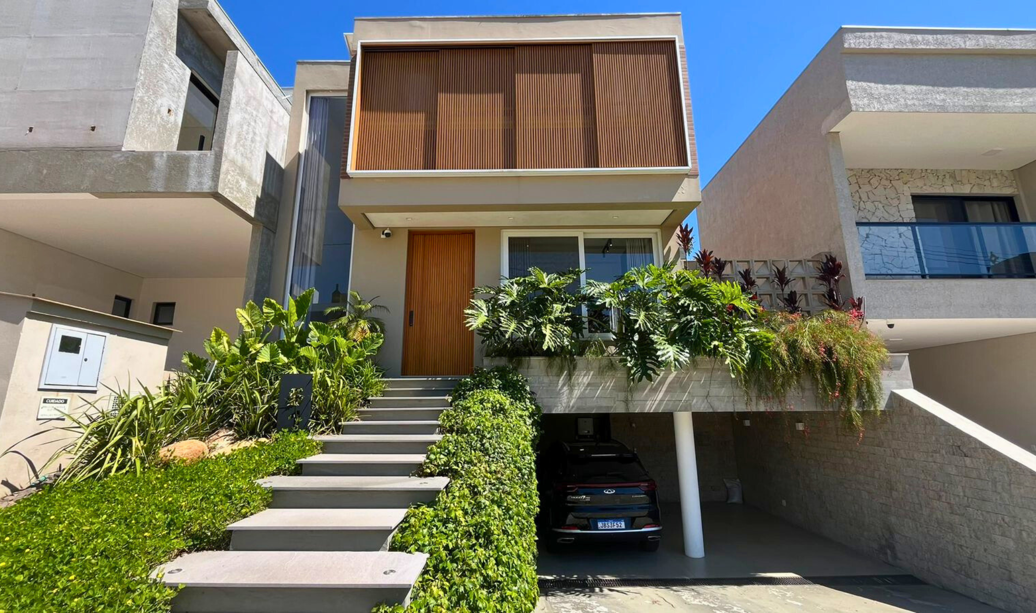 Casa a Venda em Condomínio fechado