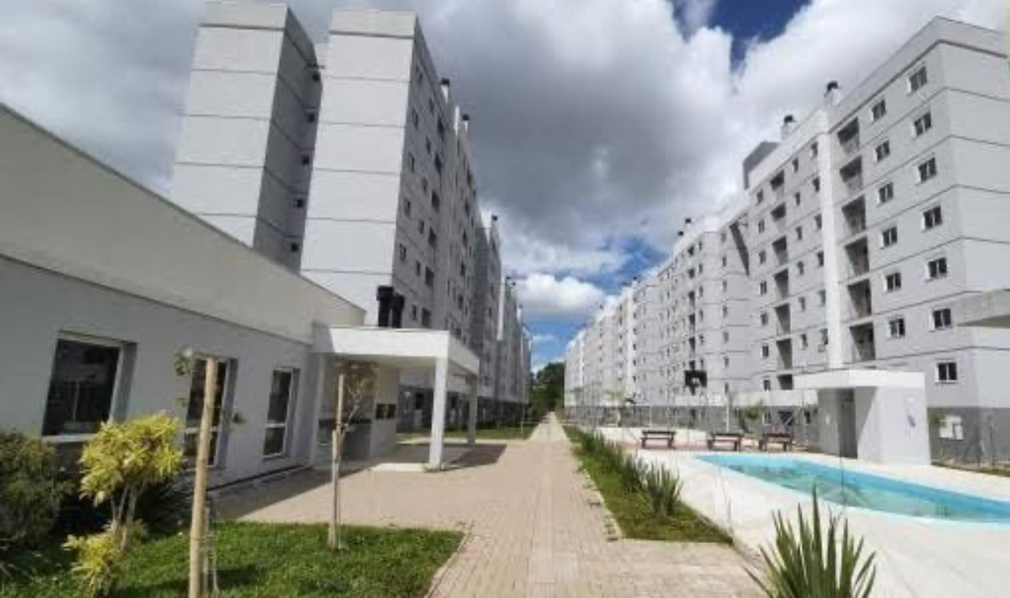 Ótimo Apartamento Semimobiliado no Portal do Conde
